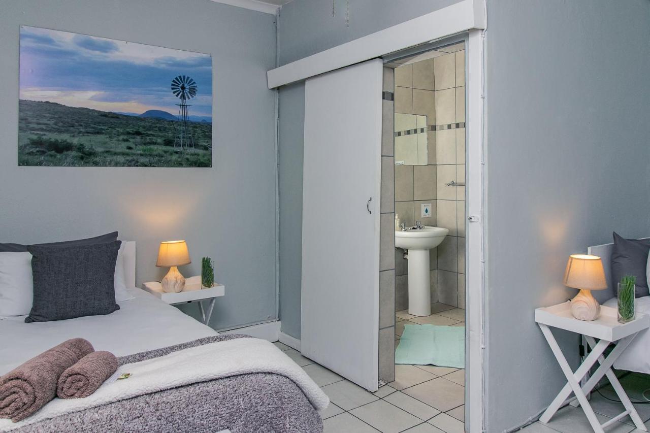 @Karoo Guesthouse Храфф-Рейнет Экстерьер фото